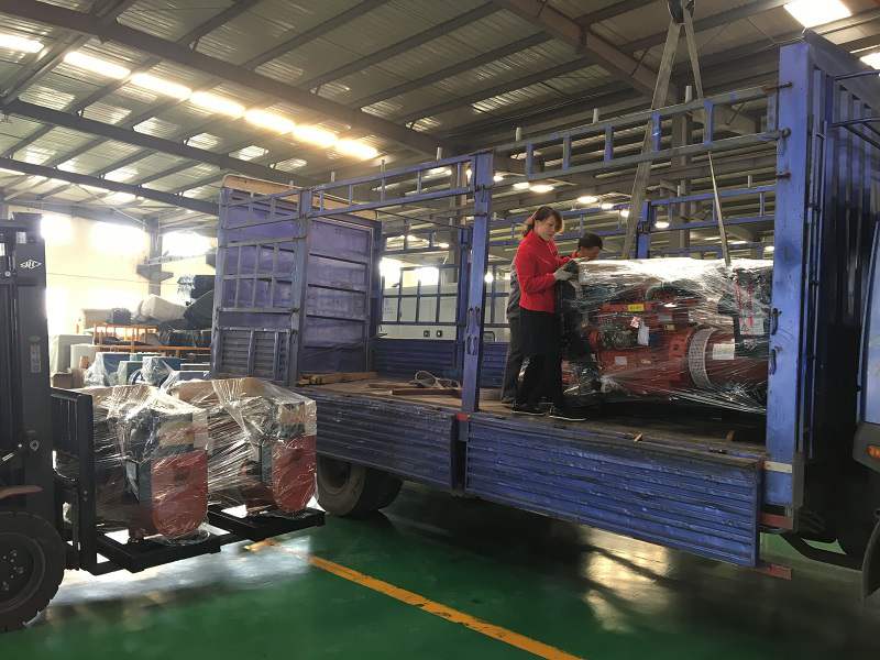 10月16日，一臺30kw標(biāo)配柴油發(fā)電機(jī)組于華全動力順利發(fā)往陜西省