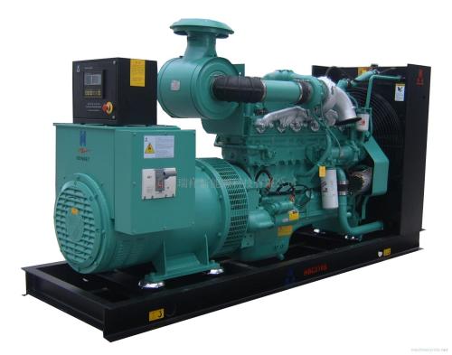 山東省翟先生從華全動(dòng)力采購的200kw立柜四保護(hù)柴油發(fā)電機(jī)組于2月26日順利發(fā)往目的地