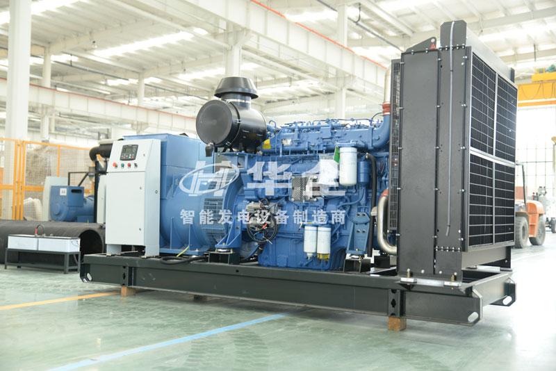 華全700千瓦開架發(fā)電機組，為化肥廠企業(yè)保障電力